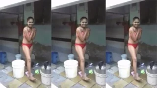 Cousin Sister Bathing Her Brother Recording – Indian porn video