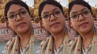 Indian Cuckold Horny Priya Bhabhi Riding On Bull Dick – Indian porn video