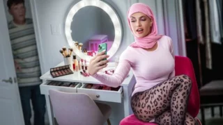 HijabMylfs – Krystal Sparks – Anniversary Surprise Not-So-Shy Hijab Wife Spitroasted!