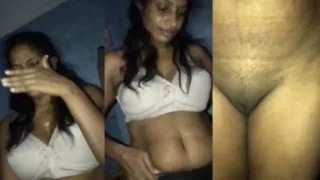 Sexy Mallu Desi Bhabhi Before Sex Her Husband Fingering – Indian porn video